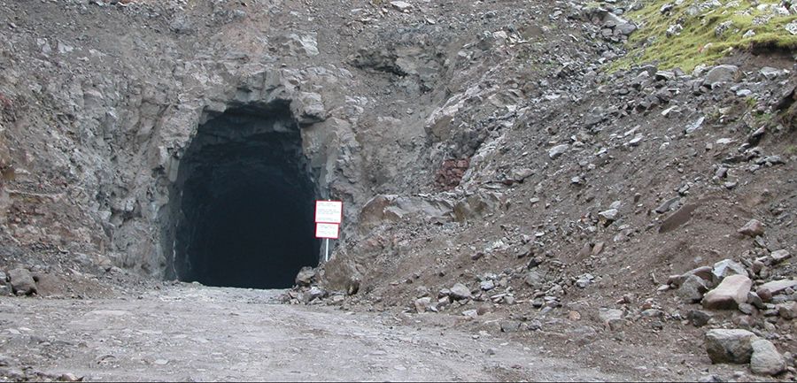 Faroese challenging tunnels Faroese challenging tunnels